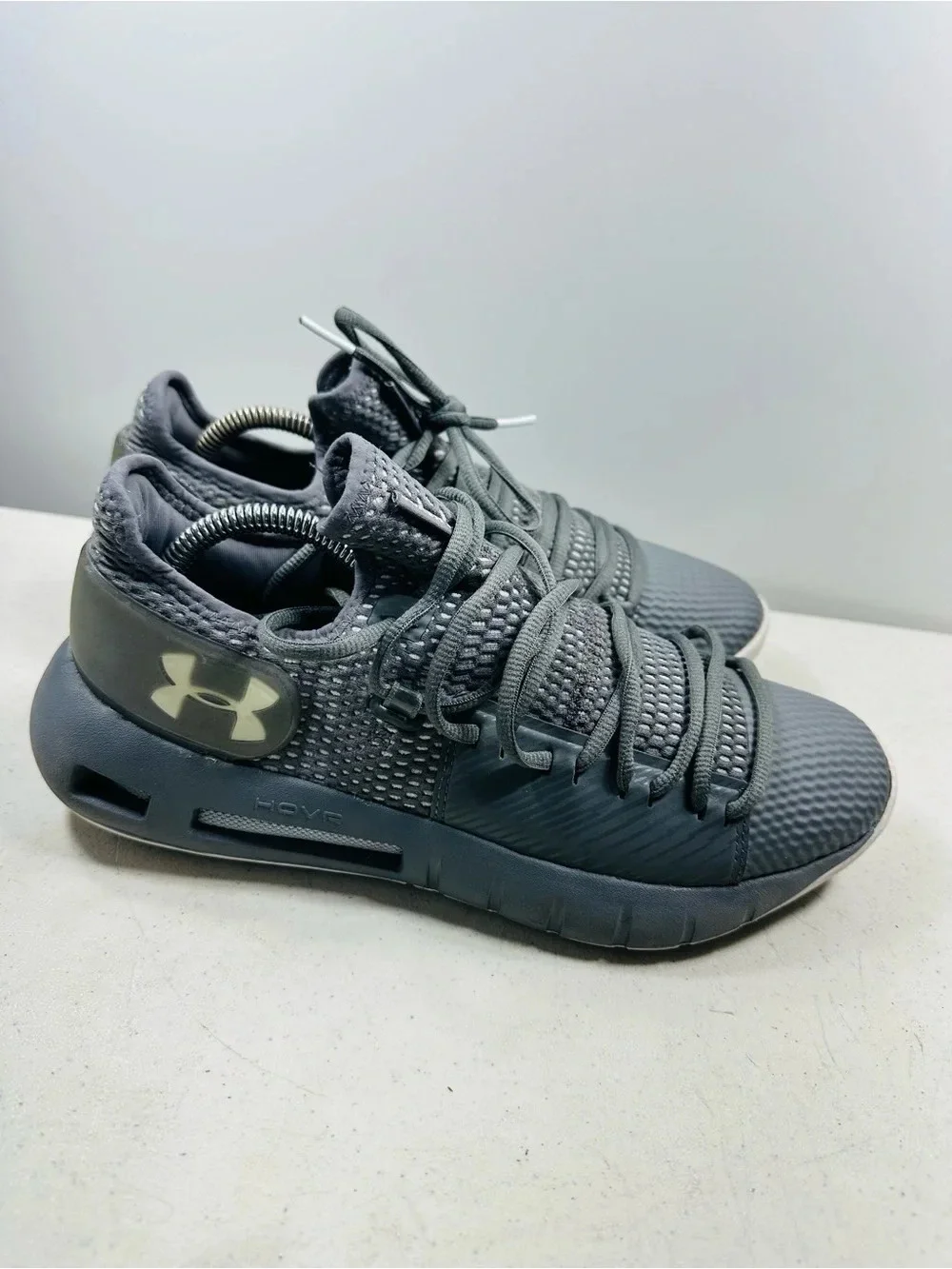 Under Armour Men’s Grey Training Shoes - HOVR Cushioning size 8,5
